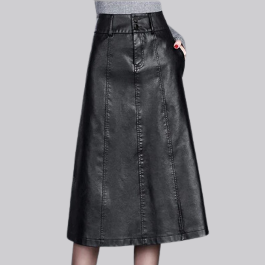 Saia de Couro Legítimo Evasê Estilo Jeans preta bolsos frontais - GW Moda Couro